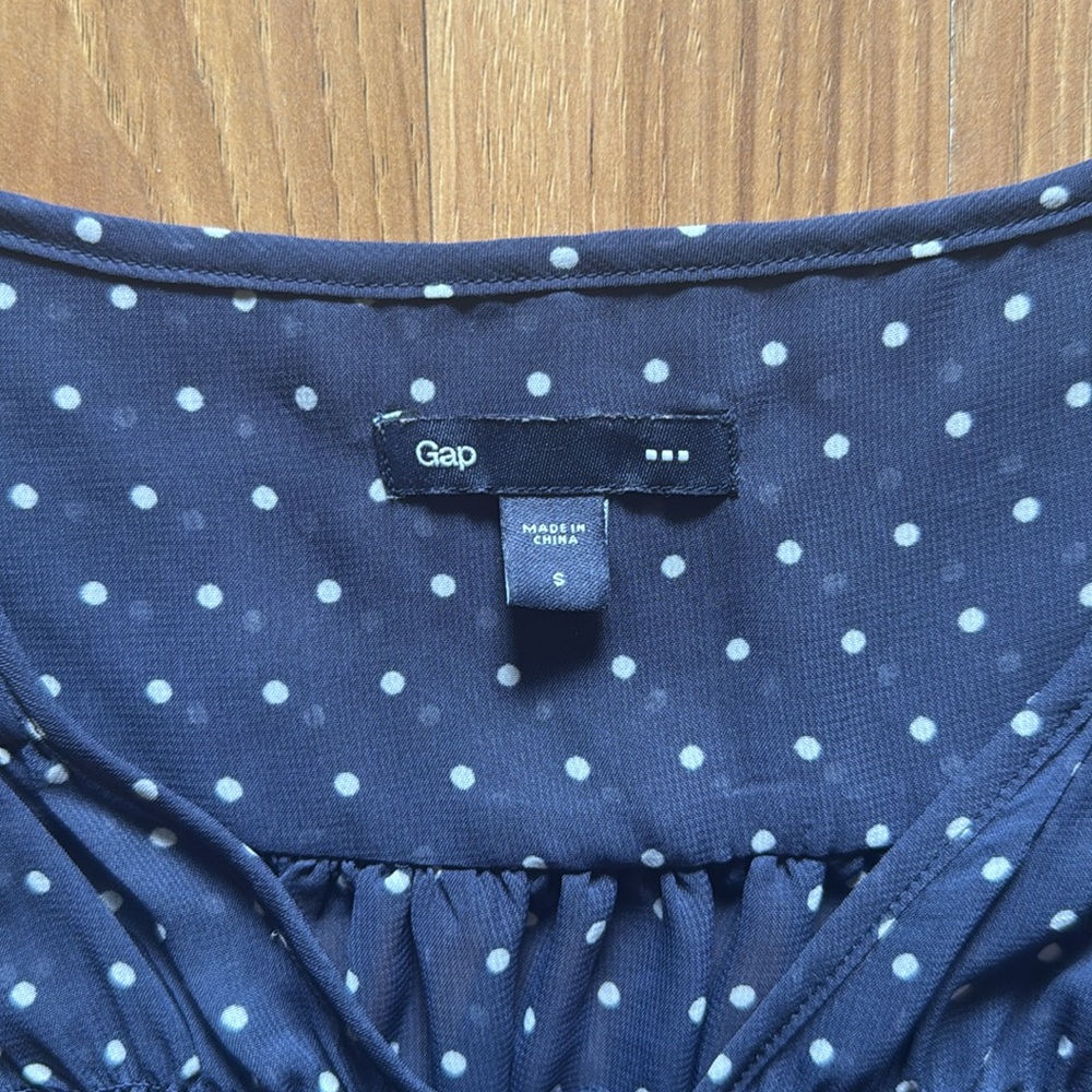 Navy Blue Polka Dot Gap Short Sleeve - Picture 2 of 3